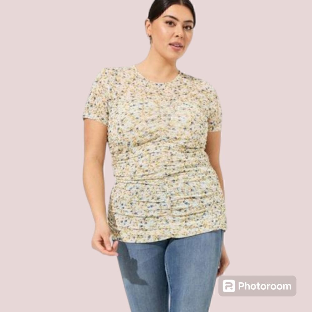 5X 28W Torrid Blue Floral Stretch Mesh Crew Neck Ruched Top Sweetheart Ditsy Flo